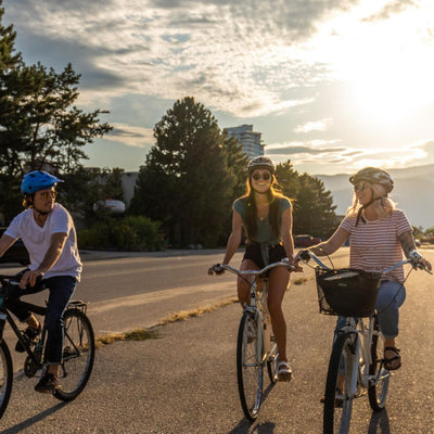 Best-restaurants-Kelowna-Kelowna-things-to-do-BC-wine-tours-kelowna-glamping-Kelowna-places-to-eat-adventure-Kelowna-biking-tours-date-ideas-Kelowna-wineries-biking-tours