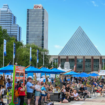 Edmonton-things-to-do-best-restaurants-Edmonton-cute-date-ideas-Edmonton-biking-tours-best-restraunts-downtown-Edmonton-fun-date-ideas-edmonton-taste-of-edmonton-adventure-biking-Alberta-tours-live-performance-crowd-watching-in-festival-hot-summer-day