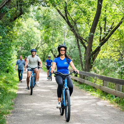 Food-Bike-Tour-Alberta-Ave-brunch-bike-tour-fun-date-ideas-Edmonton-Best-Brunch-places-in Edmonton-active-date-ideas-rivervally-adventure-girl-tour-guide-taking-a-group-on-tour-in-river-valley